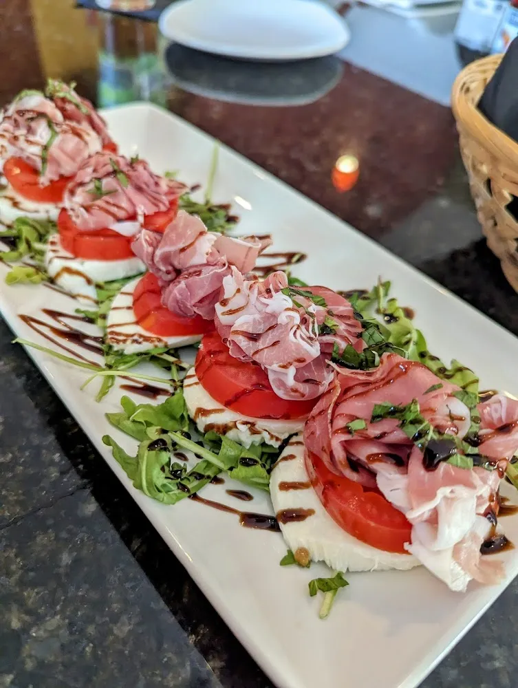 Caprese Salad with Prosciutto