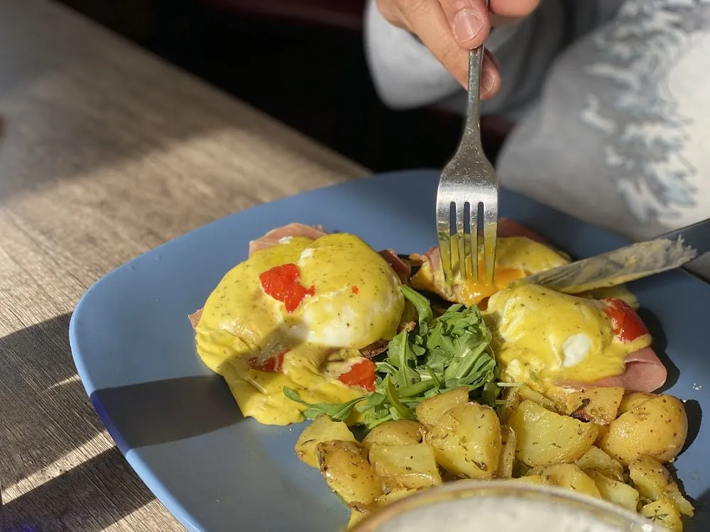 Eggs Benedict